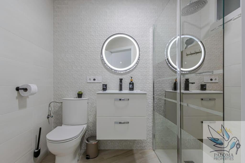 Wonderful Studio Apartment On The Beachfront Benalmádena Exterior foto